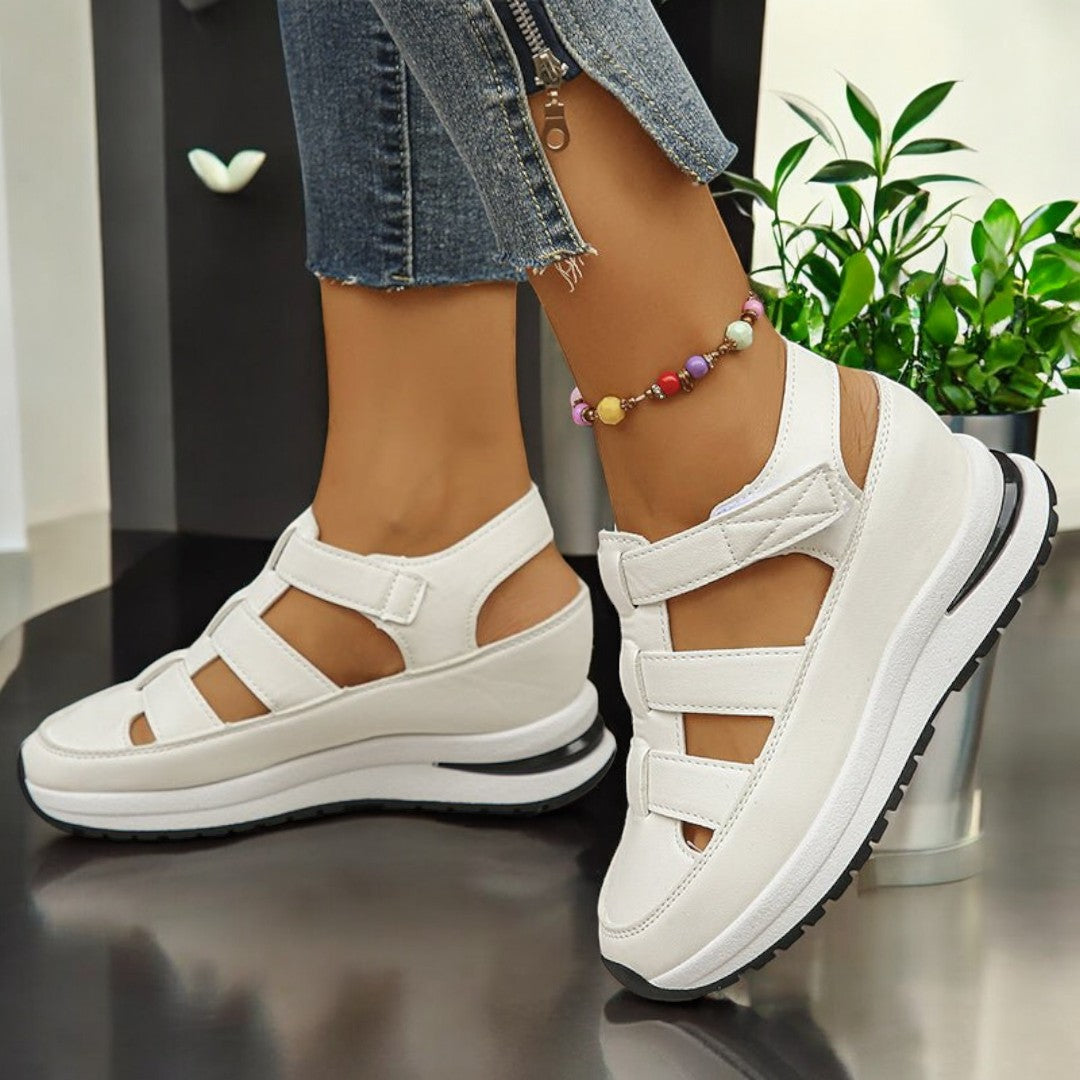 Macie Round Closed Toe Sandals