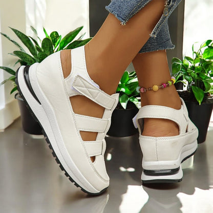 Macie Round Closed Toe Sandals