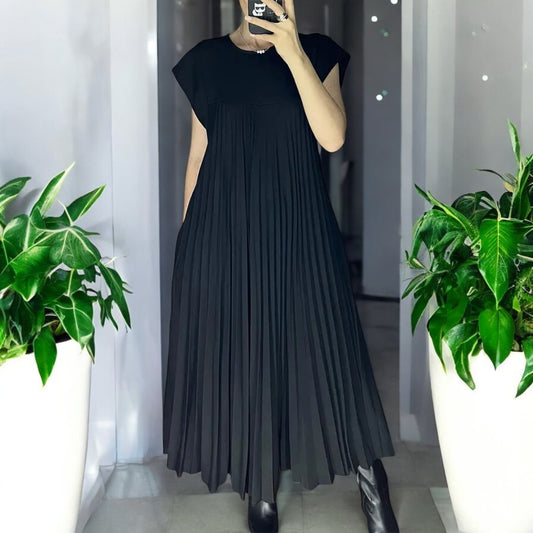 Karla Sleeveless Pleated Dress