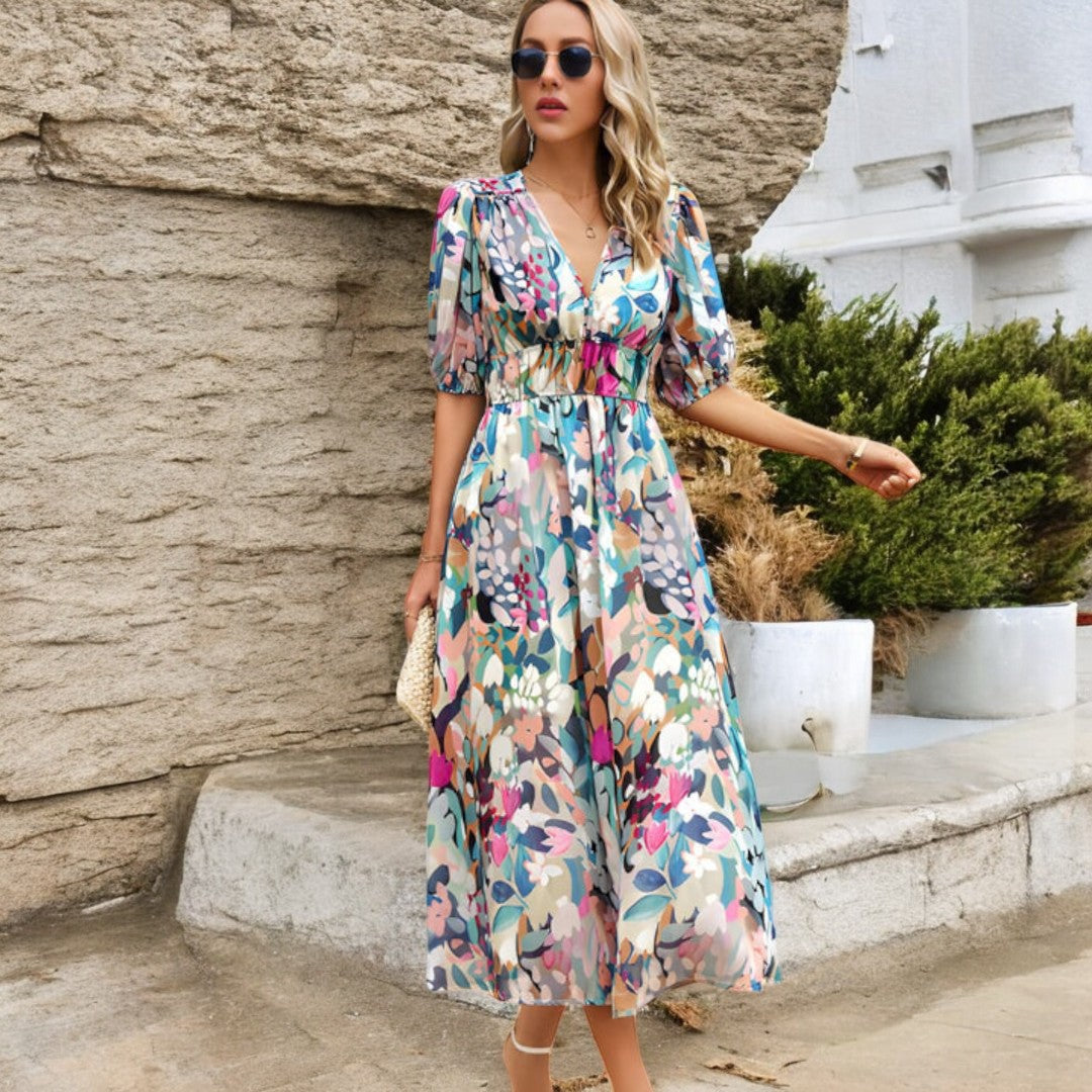 Veronica Charming Dress With V-neck