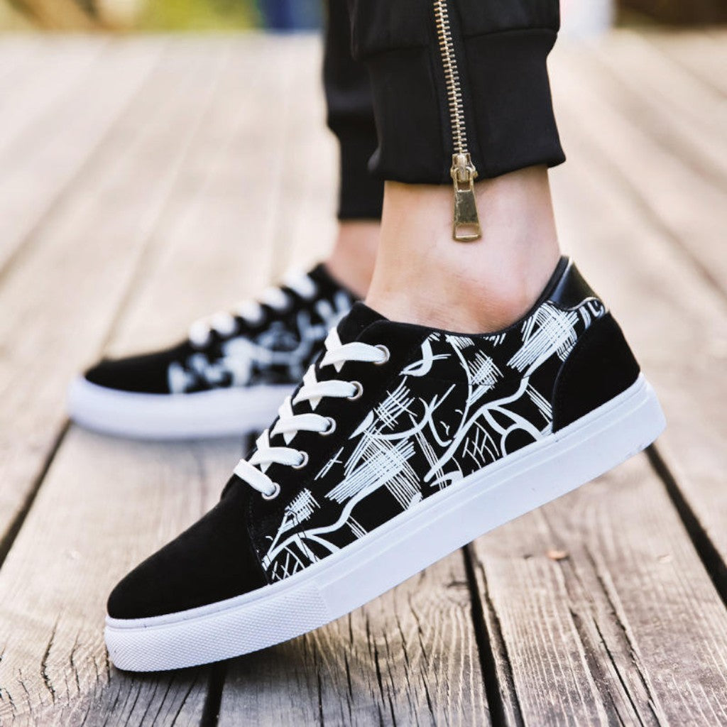 Lewis Lace up Low Top Shoes