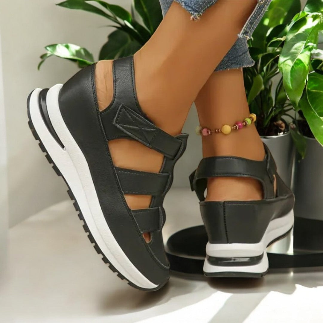 Macie Round Closed Toe Sandals