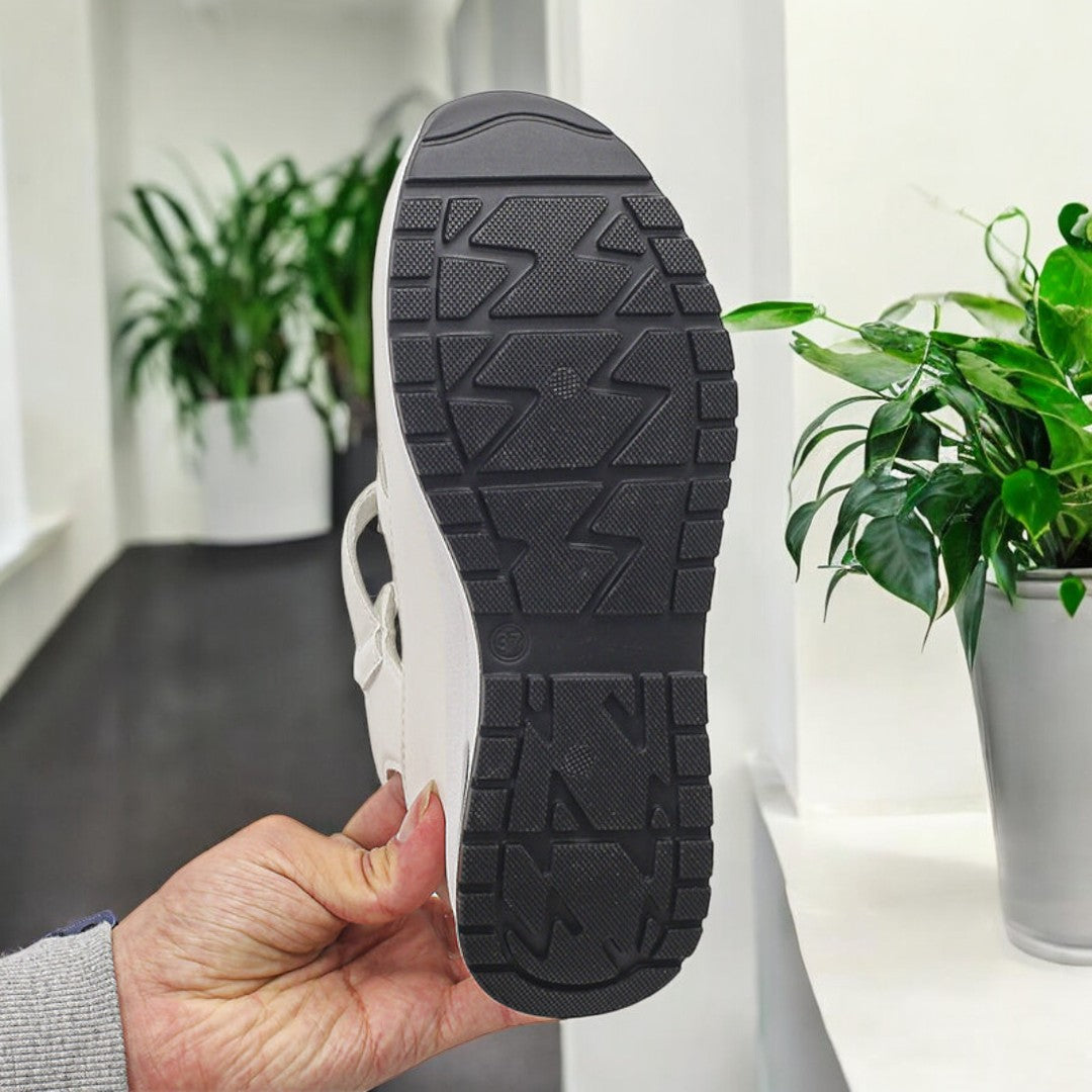 Macie Round Closed Toe Sandals