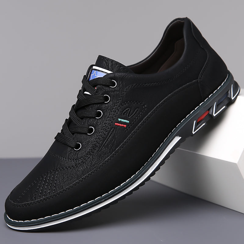 Voyager Leather Casual Sneakers 